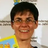 Carmen KLEINERT